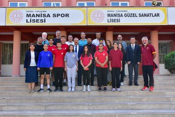 Manisa İl Emniyet Müdürü Okulları Ziyaret Ediyor