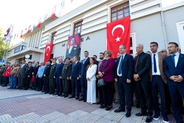 CHP Manisa İl Başkanı İlksen Özalper Teşkilatıyla Buluştu