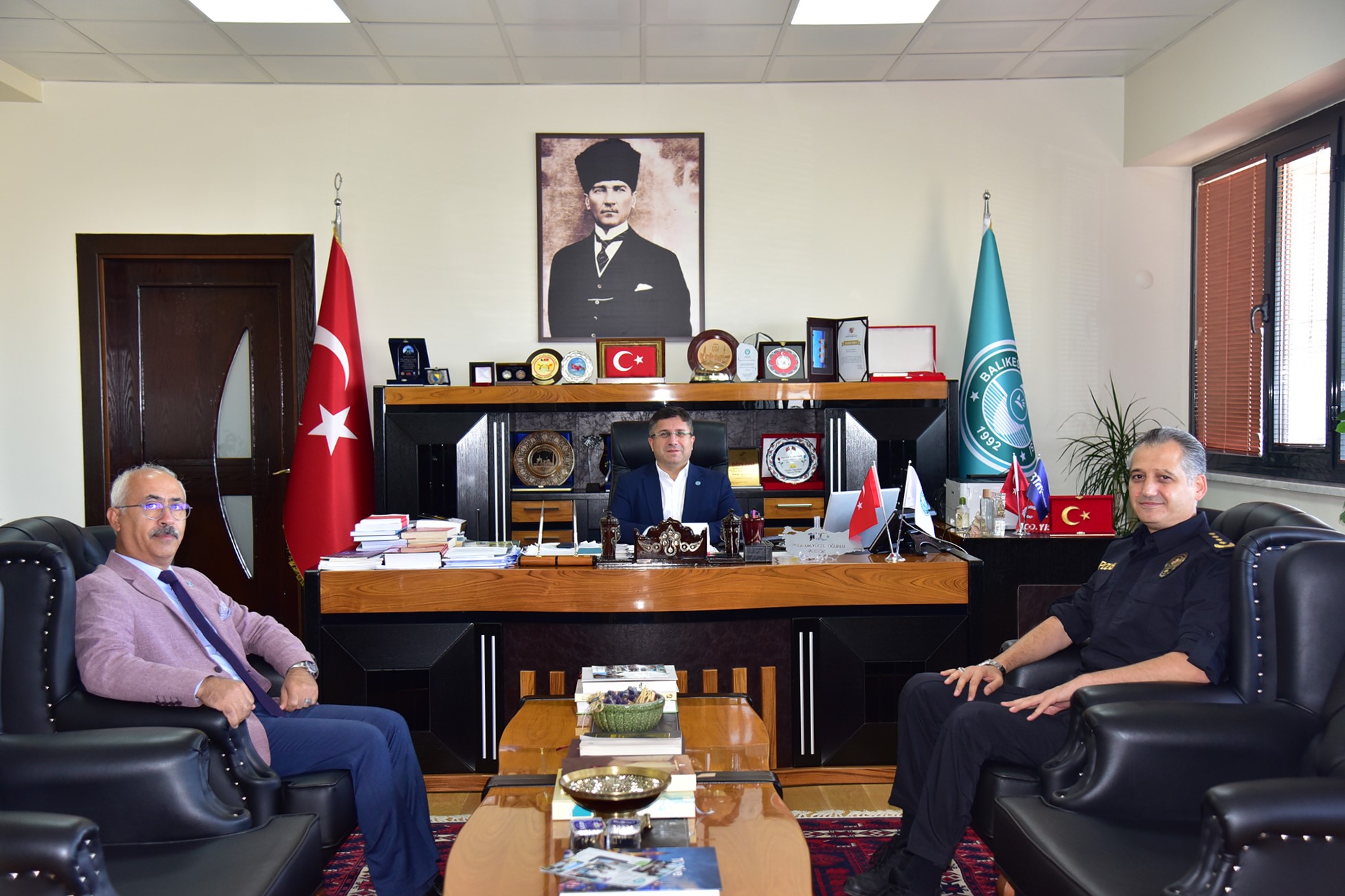 Polis Meslek Eğitim Merkezi (POMEM) Müdürü Enver Erbil Karaca, Balıkesir Üniversitesi'ni Ziyaret Etti